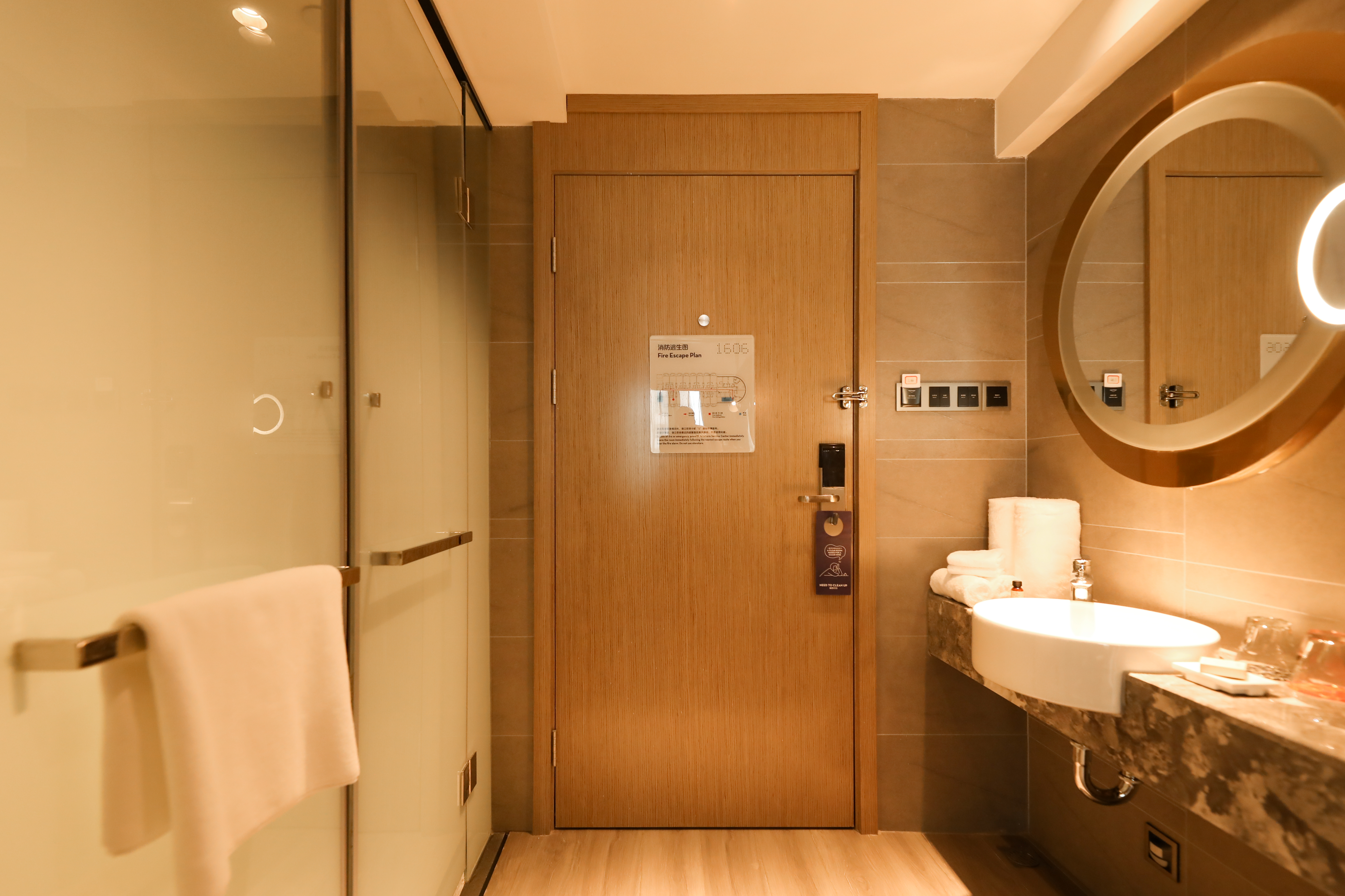 凡象大床房｜开放式阳台+智能投屏