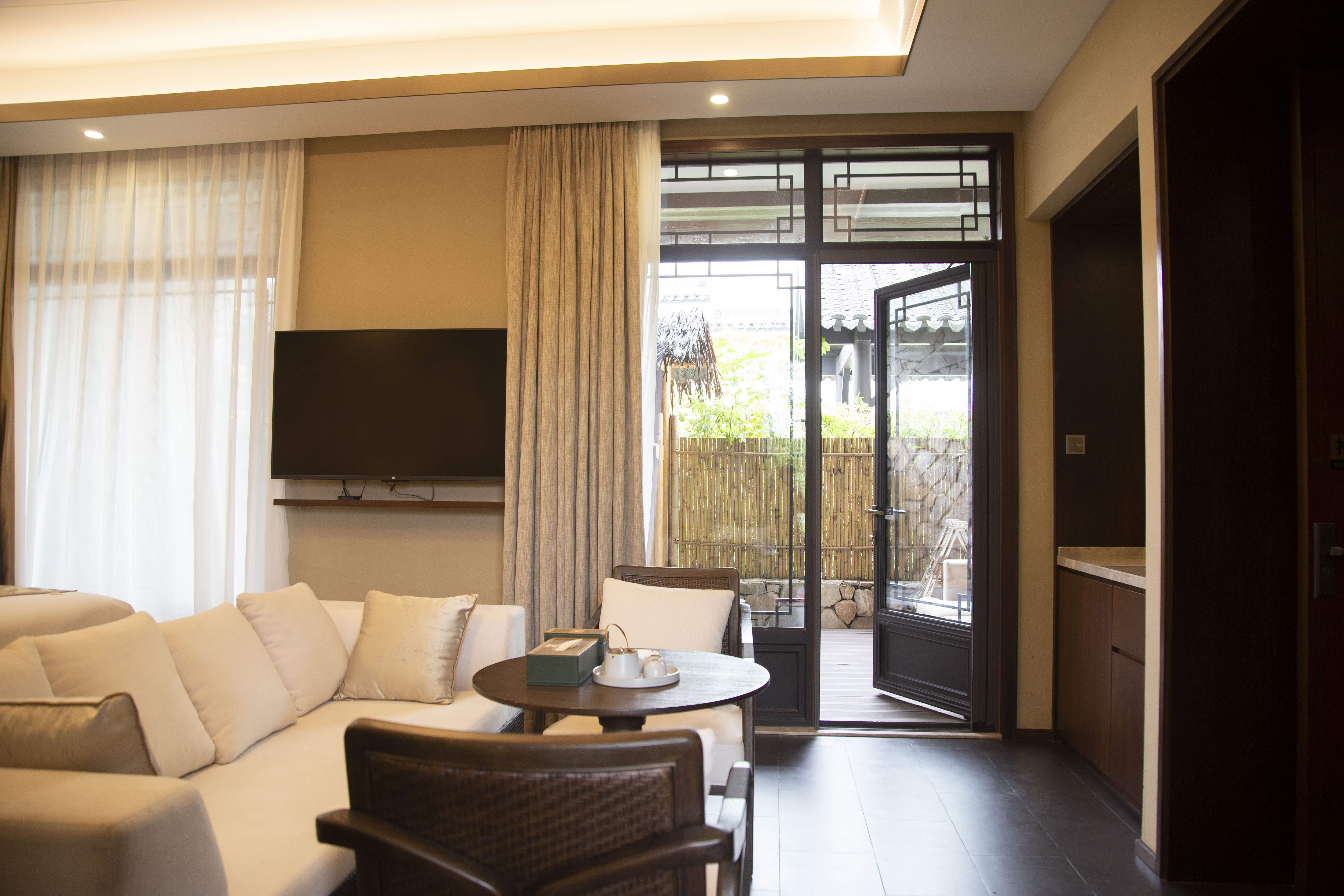 庭院温泉双床房