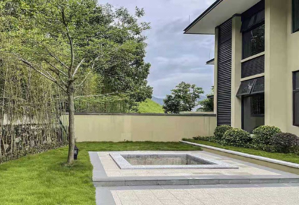 坡地五房别墅丨私家泡池&庭院