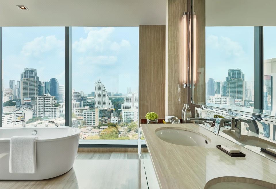 Hyatt Regency Bangkok SukhumvitRegency Suite With 1 King Bed