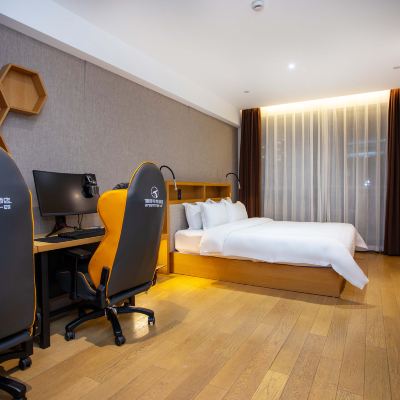 豪華電競大床房 格林電競酒店（上海外灘南京東路步行街店）優惠