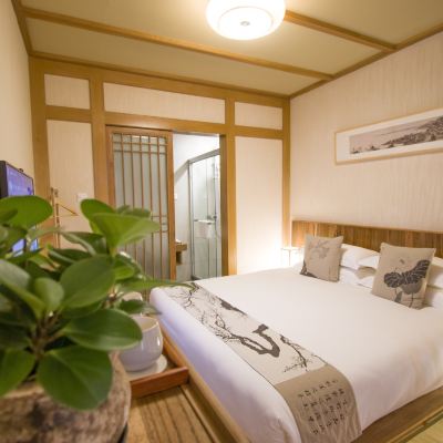 雅緻大床房 暄和·吳山居（杭州河坊街店）優惠