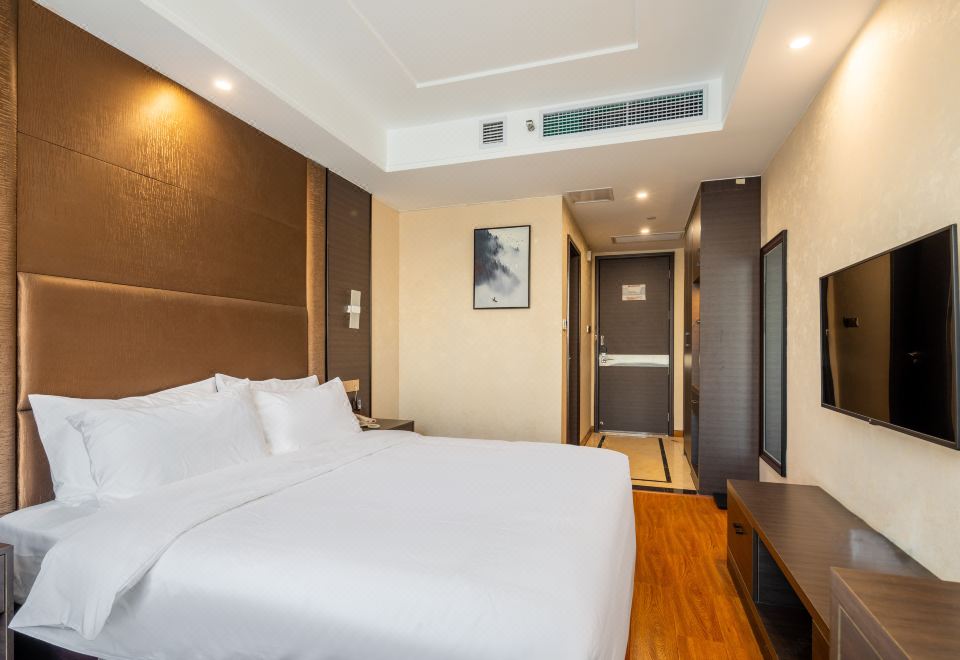 Queen Room