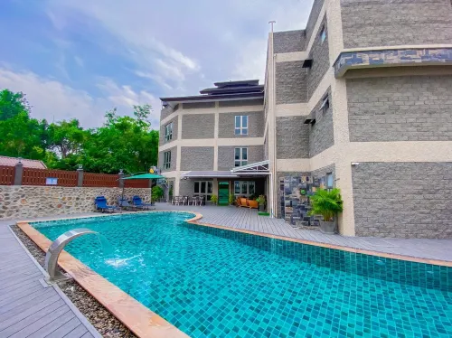 Cha Li's Family Hotel&Hostel