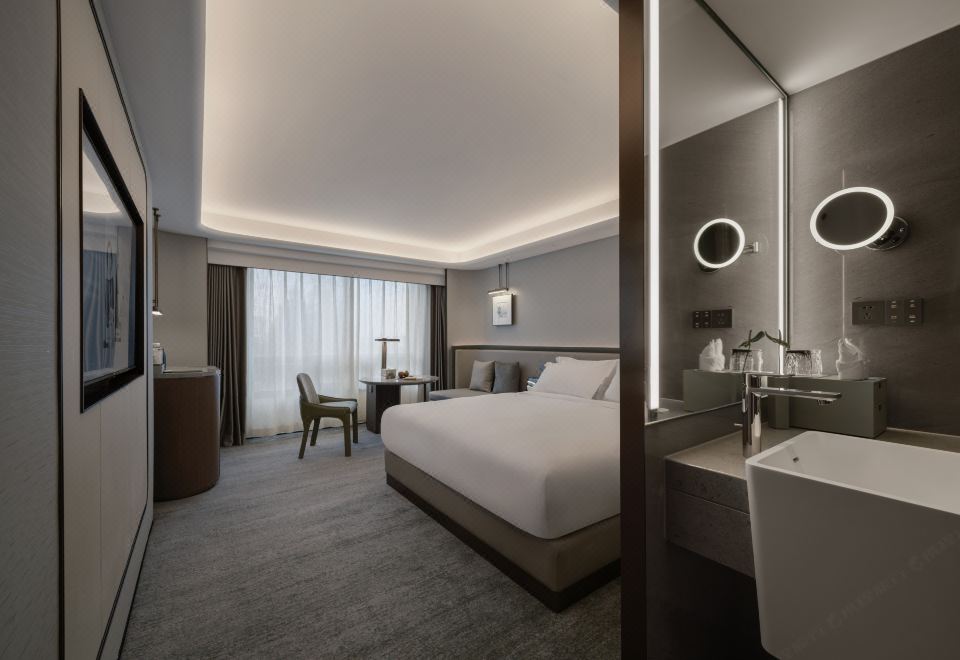 THE TAI HOTELBoutique Queen Room