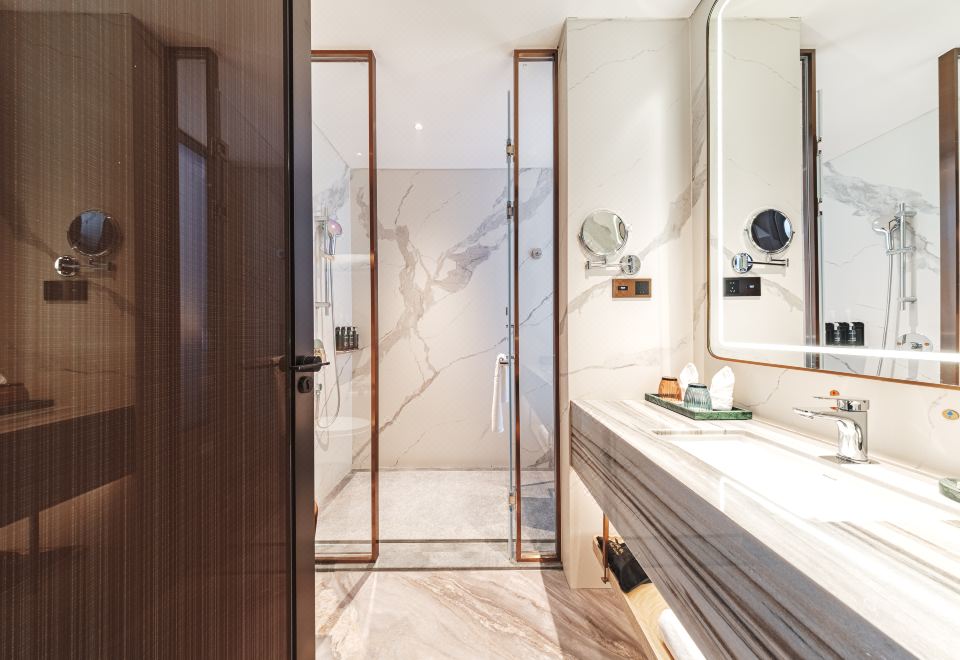 Superior 2-bed Room