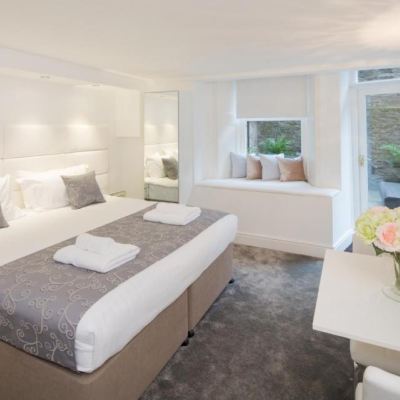Studio Suite Edinburgh Castle Apartments Promo Code