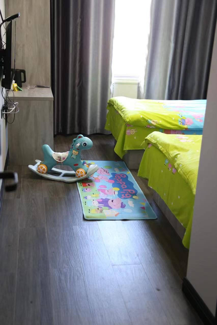 鱼戏·山涧嬉水童趣亲子房