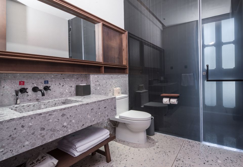 湖心·天望大床房