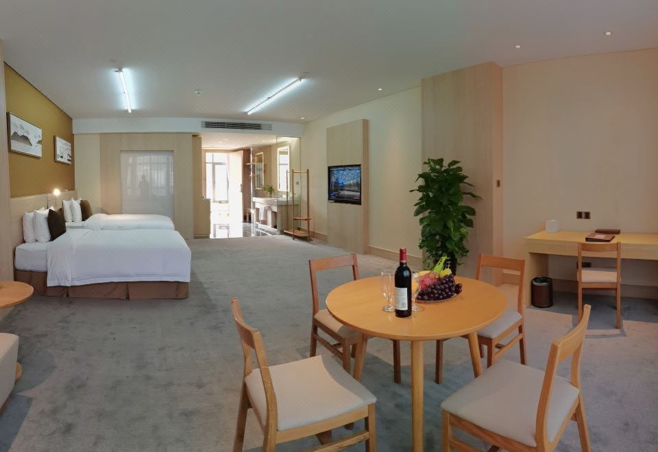 雅致双床房（超大空间+智能马桶）