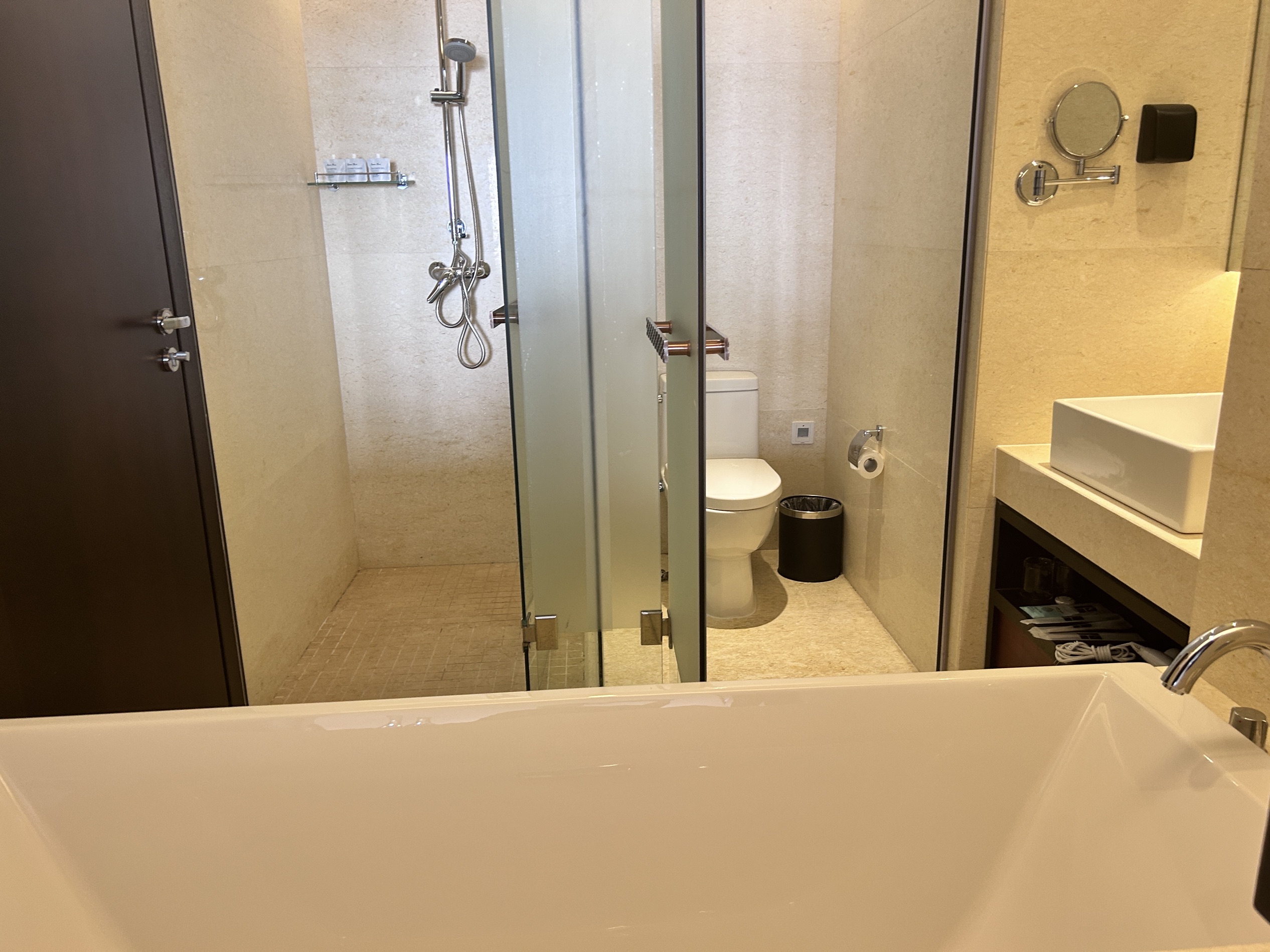 听风·全湖景露台大床房