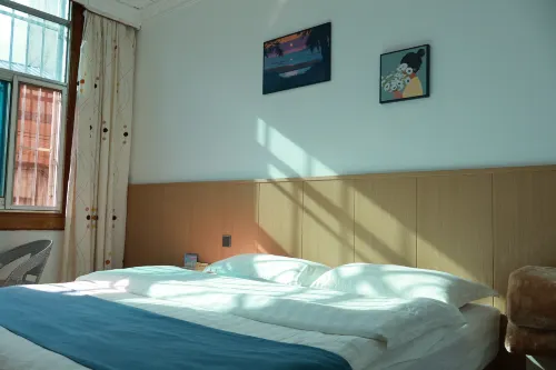 屏邊雙姣賓館