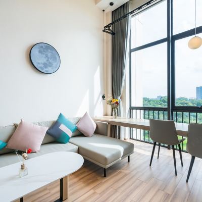 LOFT外景房C（洗衣機、微波爐、電磁爐、冰箱） 城家高級公寓飯店（東莞松山湖店）優惠