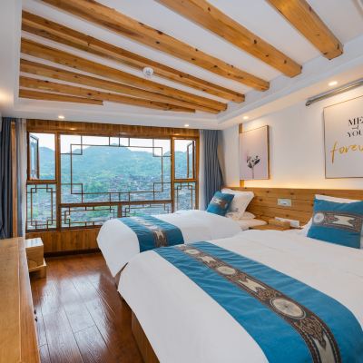 雲縷精緻·全景雙床房 西江苗寨觀景半山精品民宿（全景店）優惠