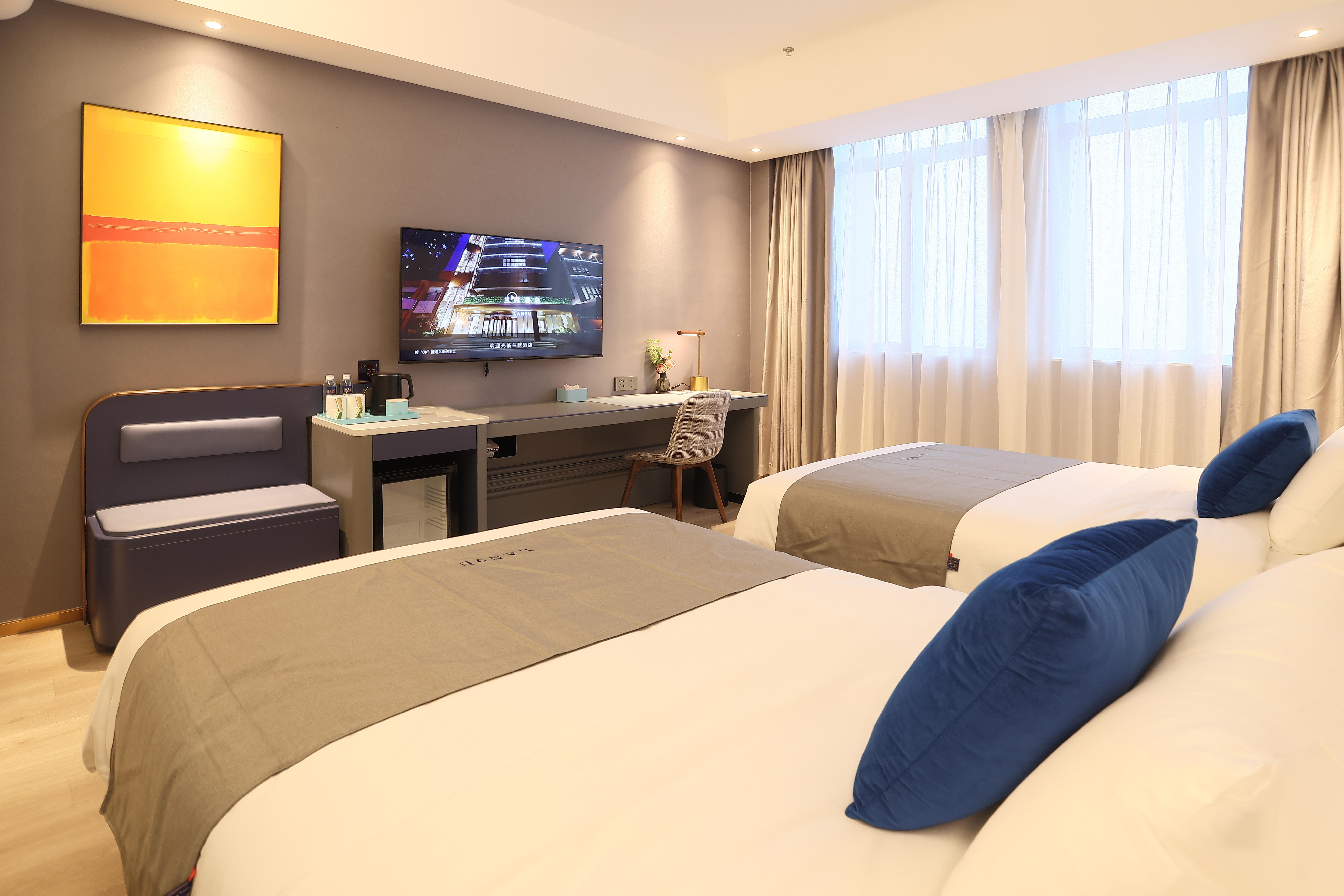 兰欧豪华双床房（全屋智能语音控制+小冰箱）