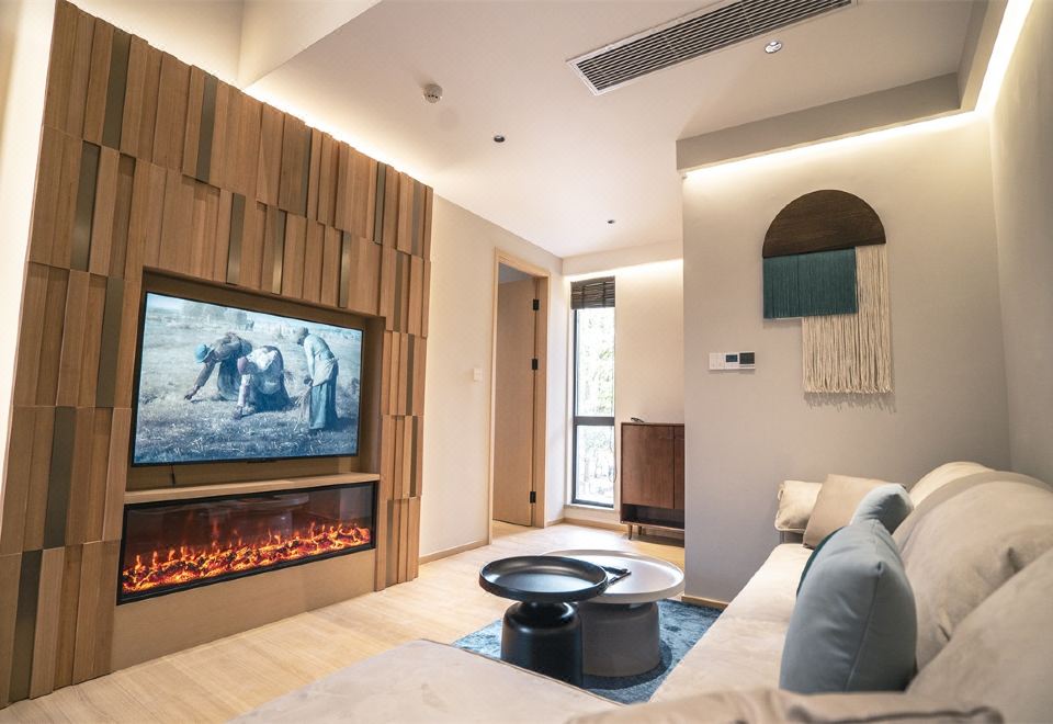 阳光园景双卧套房