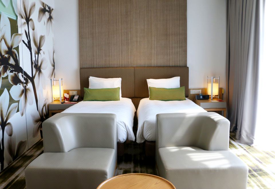 Crowne Plaza CHANGI AIRPORT2 Twin Beds Premium Non Smoking