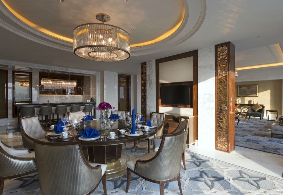 總統套房·頂層云端視野·獨立聚會廳·內置電動馬桶