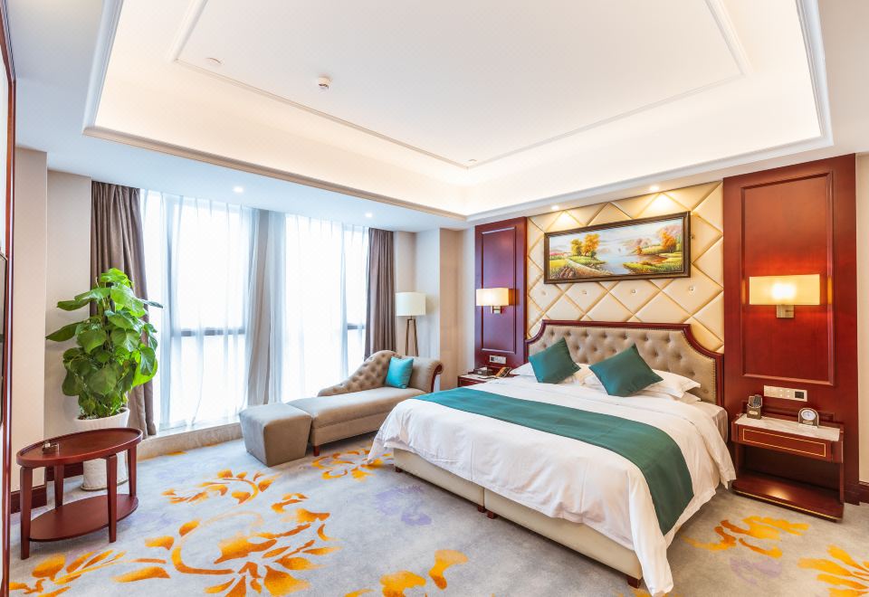 豪华套房（田城观景+小冰箱+全景落地窗）