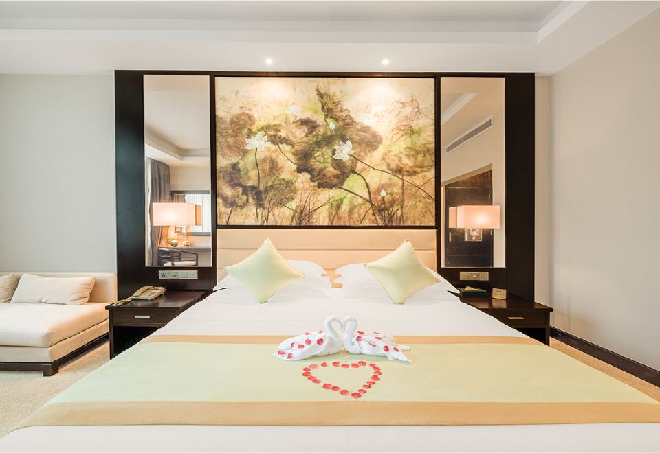 家庭套房?两室一厅家庭空间&客厅全自动麻将机