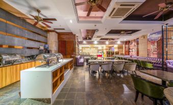 Vienna Hotel (Dongguan Houjie Convention and Exhibition Center) - Housity