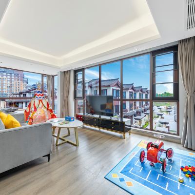 親子雙卧套房（豬豬俠汽車版） 銀座佳驛輕居（峨眉山店）優惠