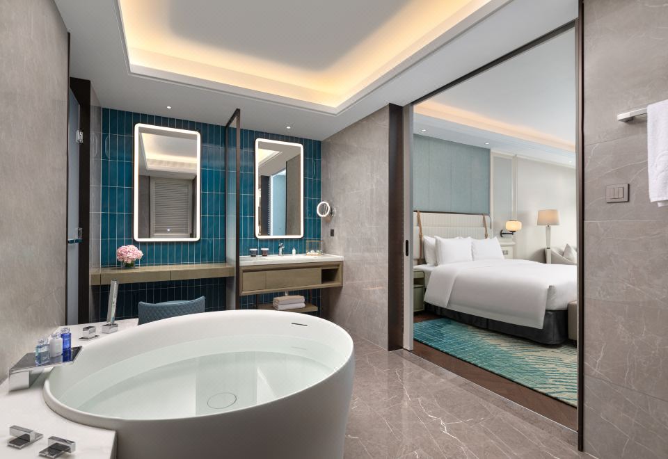 Xiamen International Seaside HotelDeluxe Executive Suite - Sea-View (Terrace)