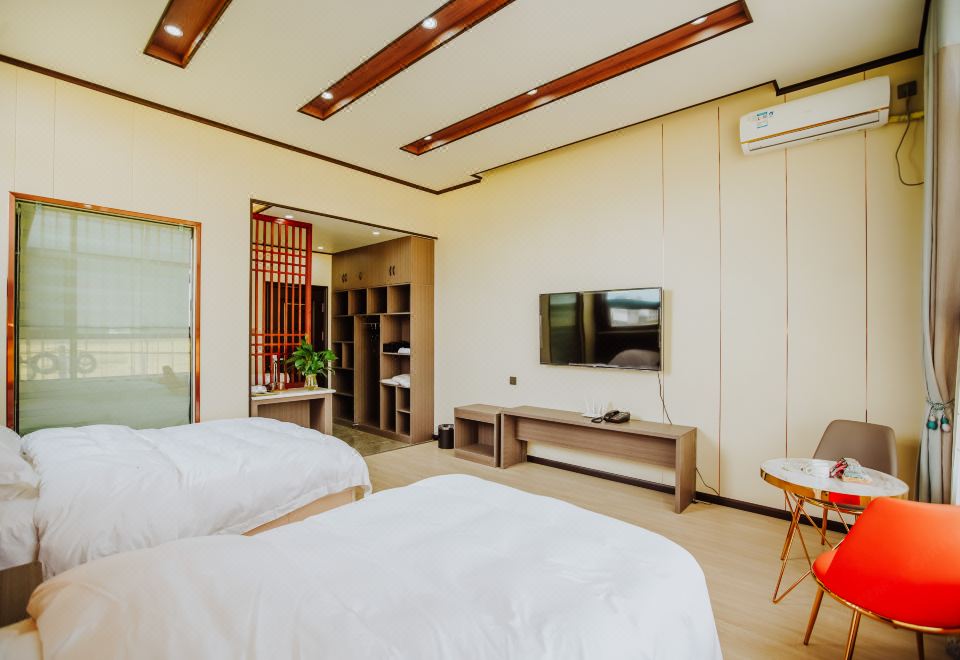 Heqing Huaxi Yazhu HomestayIdyllic view double room