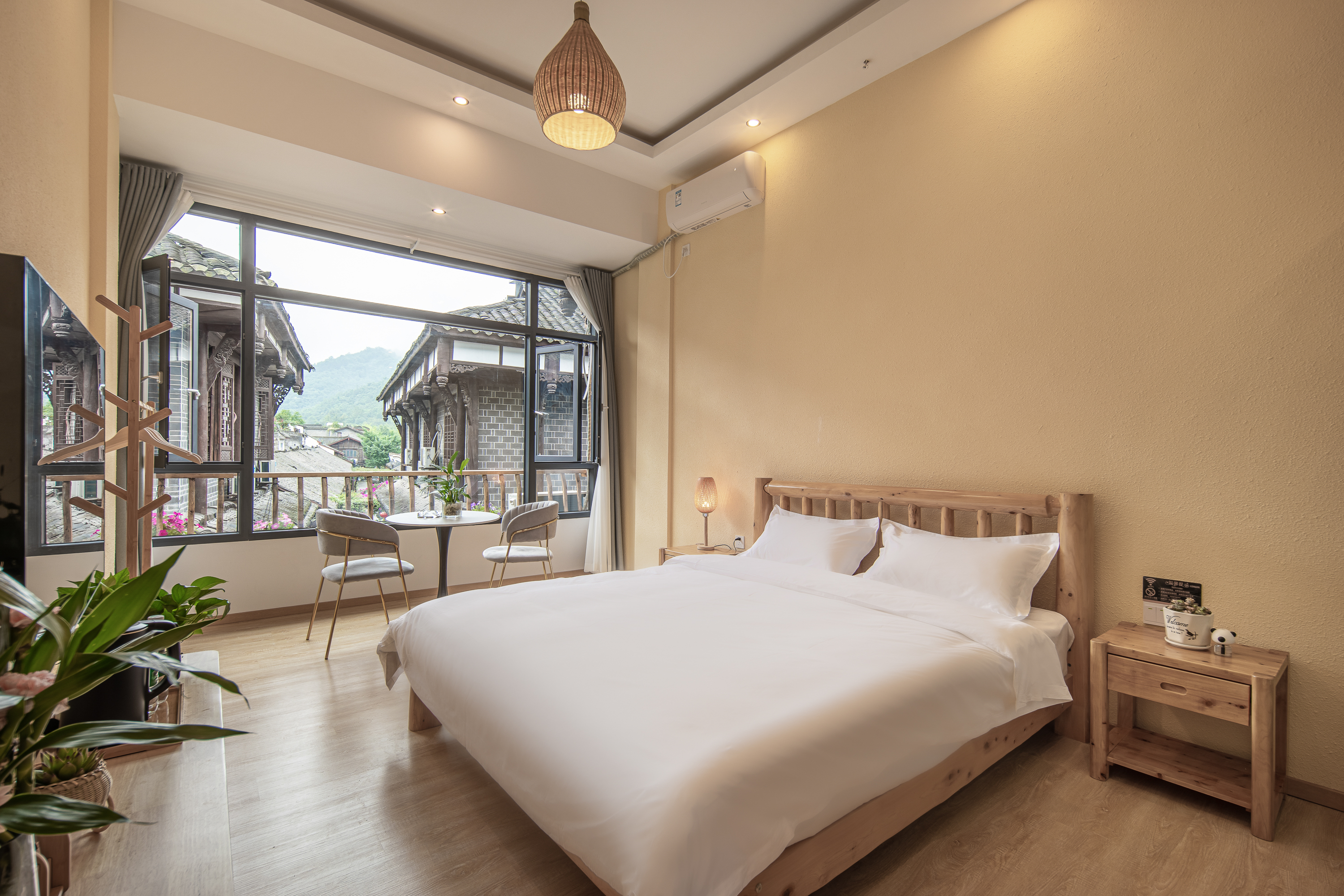 观景舒适大床房
