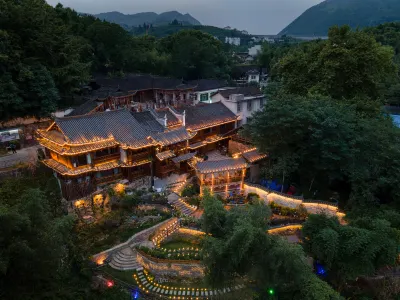 Tusi Xuanfu (Furong Town Waterfall Store) Ξενοδοχεία στην πόλη 