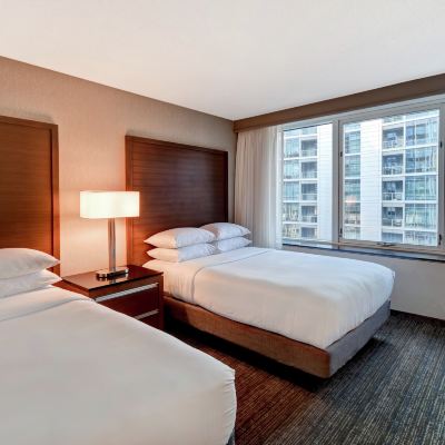 Mobility Accessible Two Double Suite with Roll in Shower Embassy Suites Chicago Downtown Magnificent Mile Promo Code