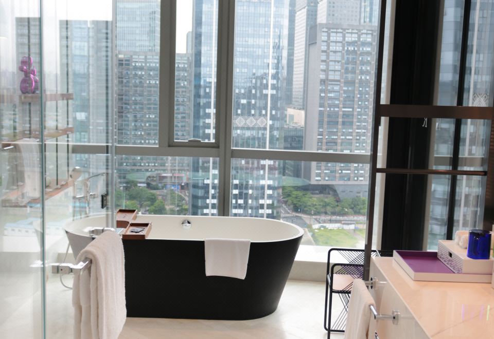 270°全景尊贵大床房（电动窗帘+浪漫情侣）