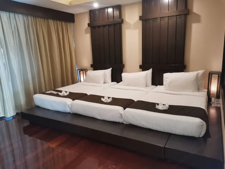 ห้องดีลักซ์ 3 ที่นอน