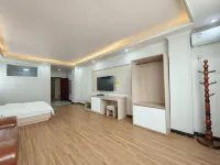 Malipo Huayi Hotel