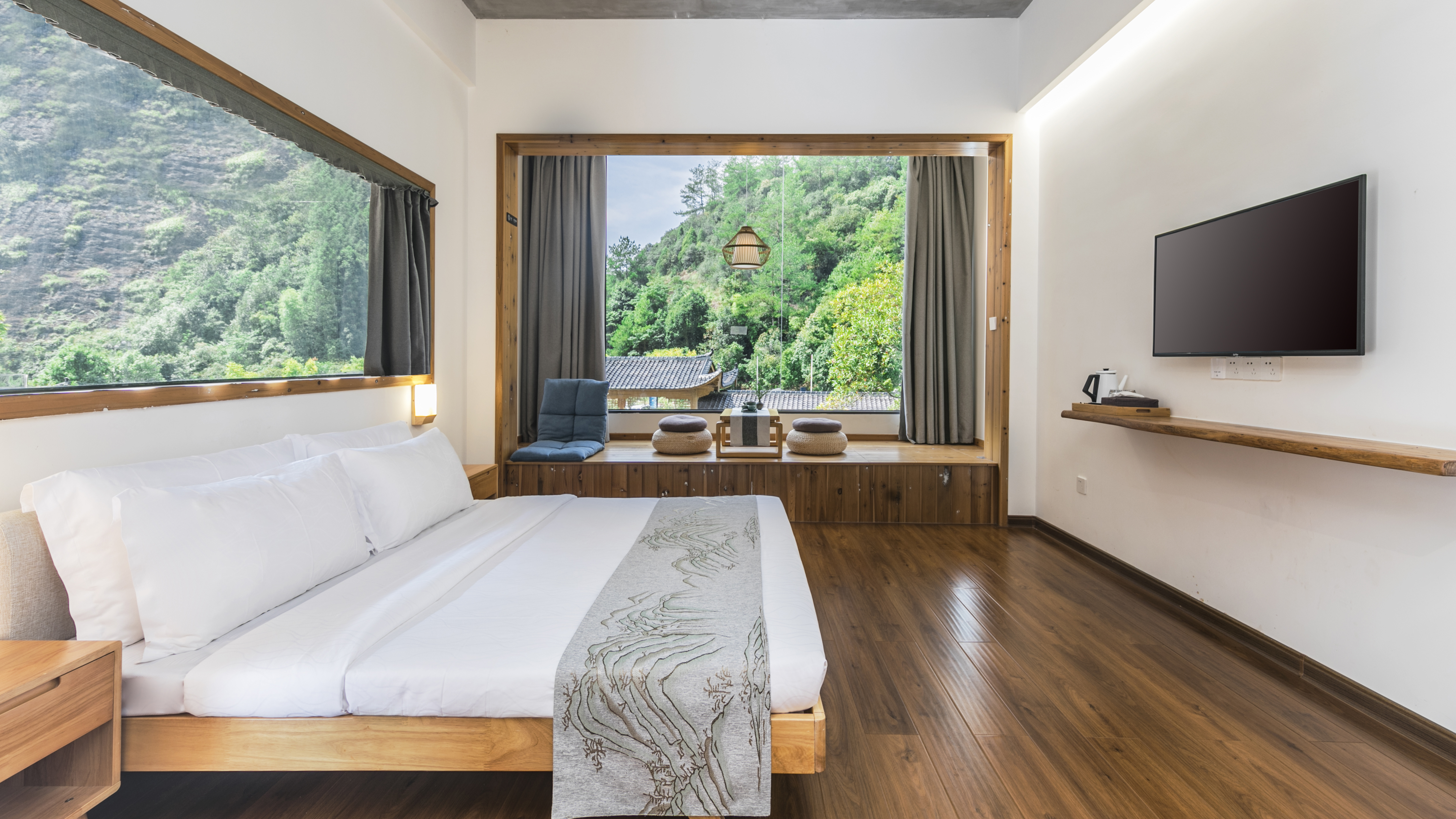 隅居?山风揽境阳台房（新中式茶桌+落地宽幅观景台）