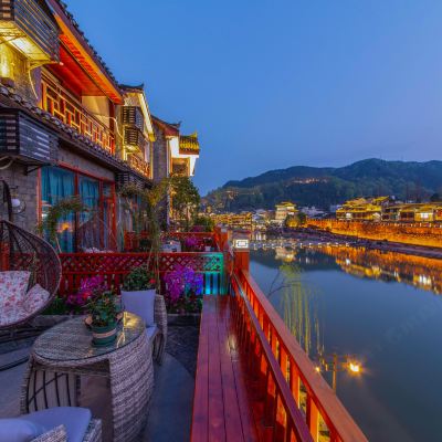 臨江露天花園大床房（一線江景） 鳳凰水雲之澗輕奢民宿優惠