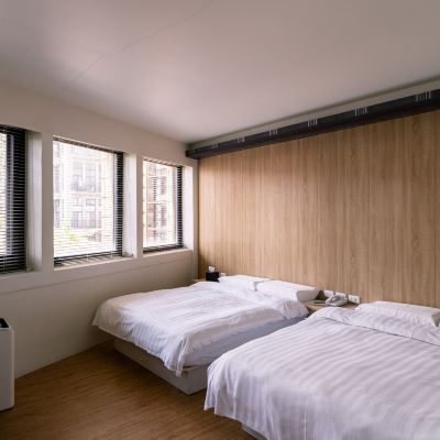 精緻四人房 - B棟 宜蘭礁溪伍拾捌度湯苑溫泉旅店優惠