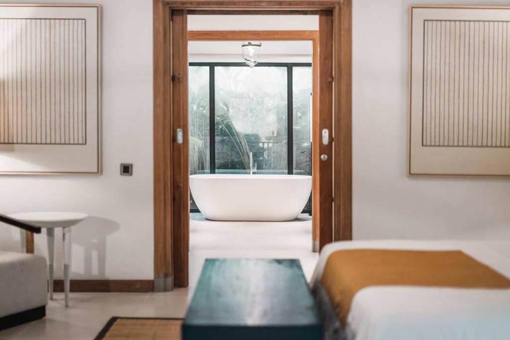 One Bedroom Retreat Escape