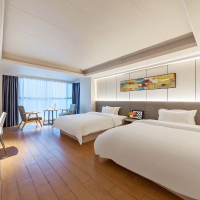 豪華雙床房 艾思頓 L 飯店（廈門火車站明發廣場店）優惠