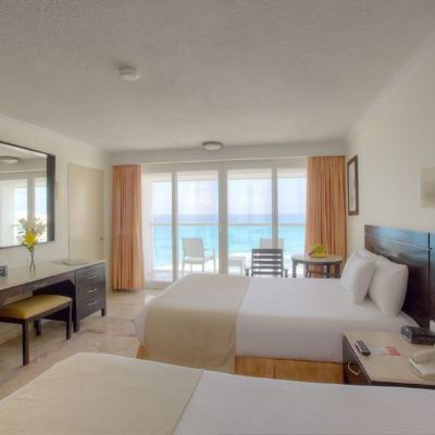 Deluxe two double Room with Ocean View