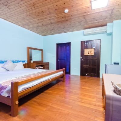 203 Mountain View Double Suite Pianist B&B Promo Code