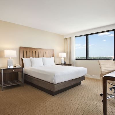 Mobility Accessible One Bedroom King Suite with Bathtub Hilton Miami Airport Blue Lagoon Promo Code