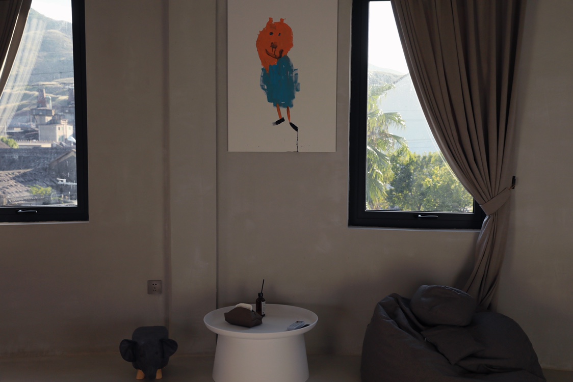 沐晨小童浴缸套房