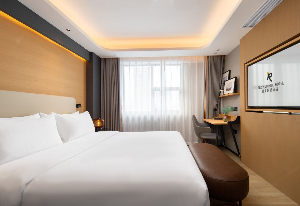 轻奢至尊大床房（独立房厅+雅致茶具+裸眠床品）