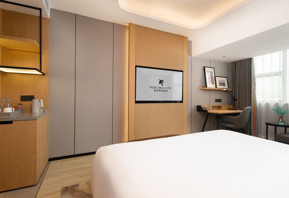 羊城印象轻奢大床房（广州塔景+静谧空间+雅致茶具）