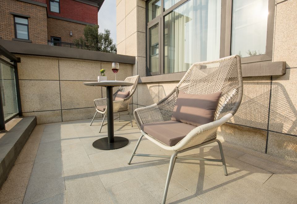 Guestroom (Double Bed) (Terrace)