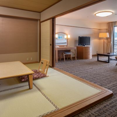 Japanese Standard D(With private bathroom)