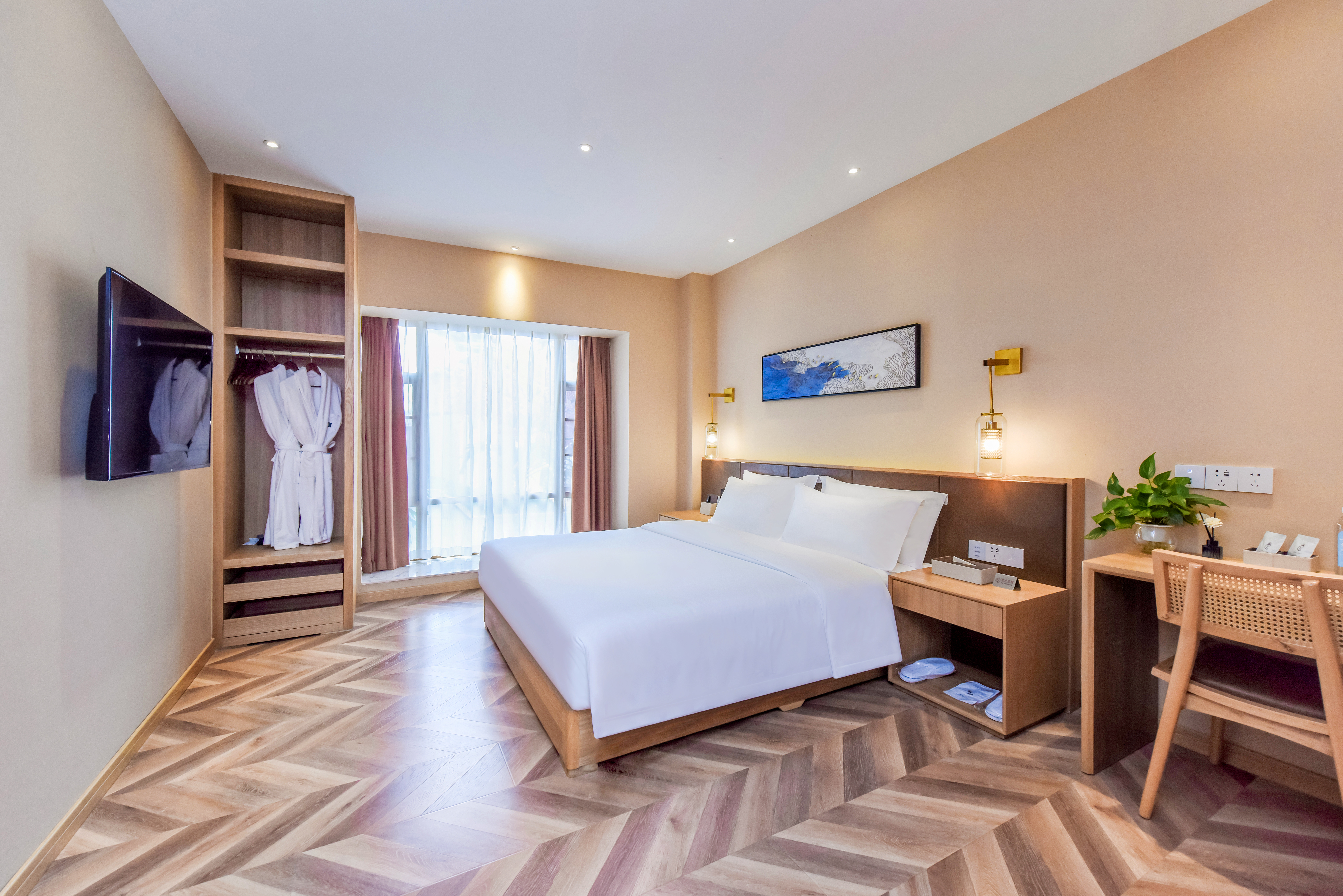 Guestroom - Courtyard-View (Double Bed)