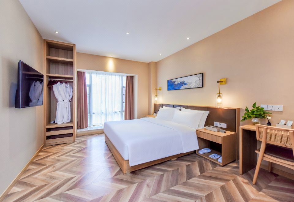 Guestroom - Courtyard-View (Double Bed)