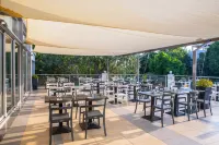 Mayfair Hotel
